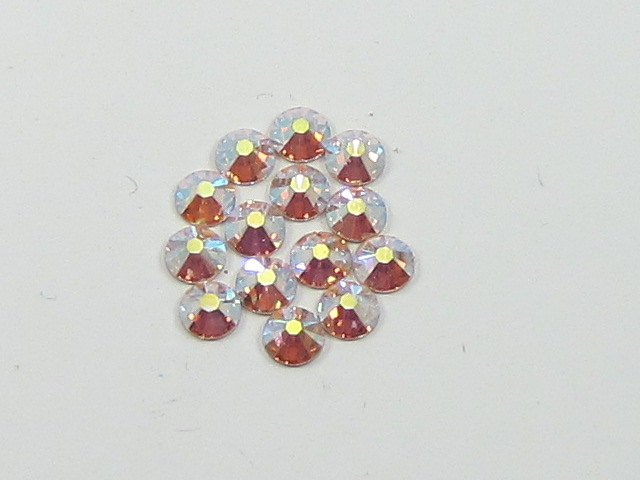 18 pcs. 34ss SILK AB FLATBACK European Rhinestones